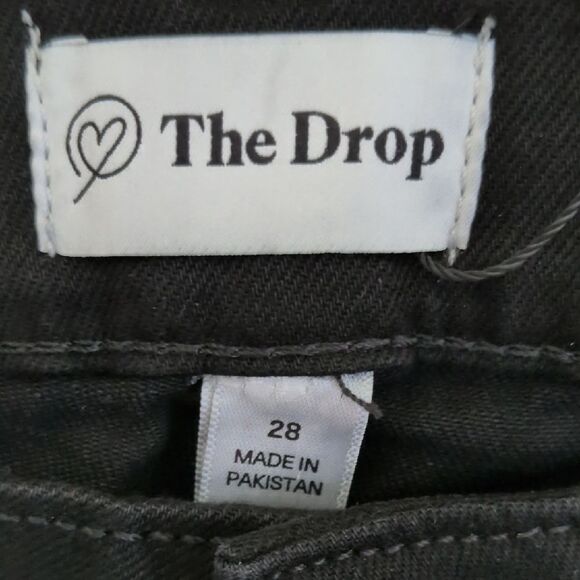 The drop NWT Black Flare & Wide Leg Jeans. Very Cute 🥰 - Picture 2 of 7